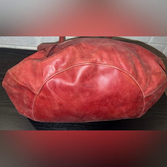 CHLOE Red Leather Bow Shoulder Bag - Picture 8 of 10